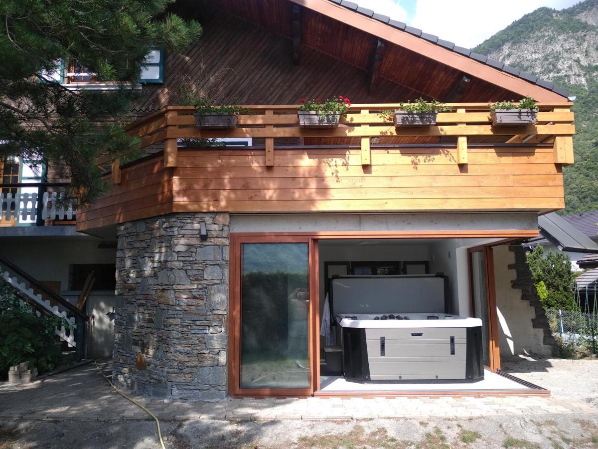 La Marmotte De La Tour Bed & Breakfast Exterior foto